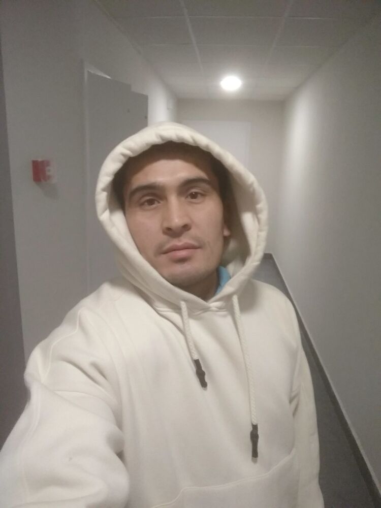  18529714  , 34 ,    