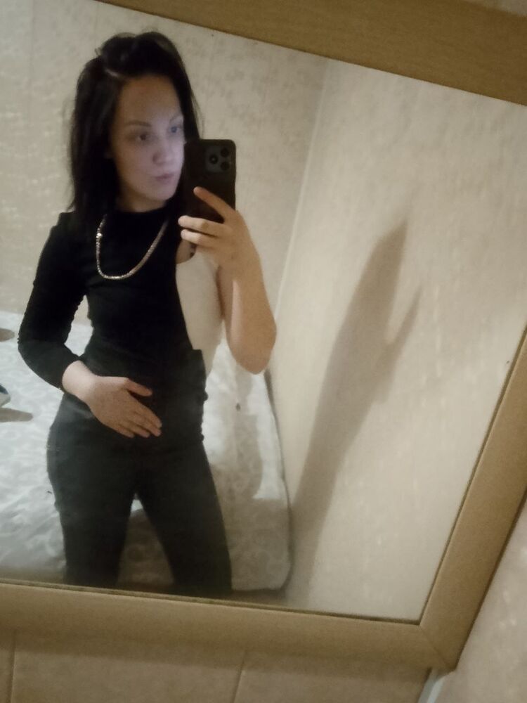  51233154  Nika, 25 ,    