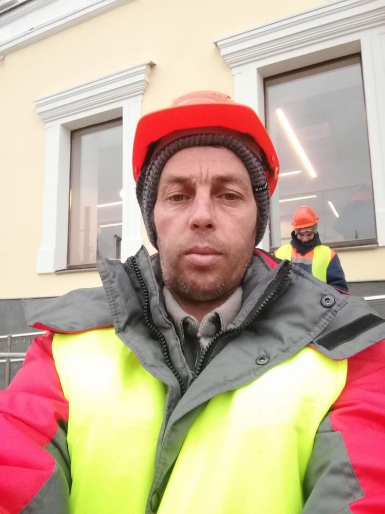  32714804  , 40 ,    