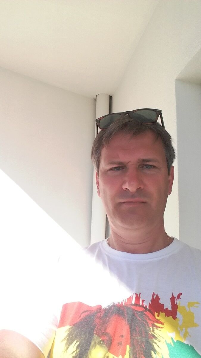  18616634  , 57 ,    -