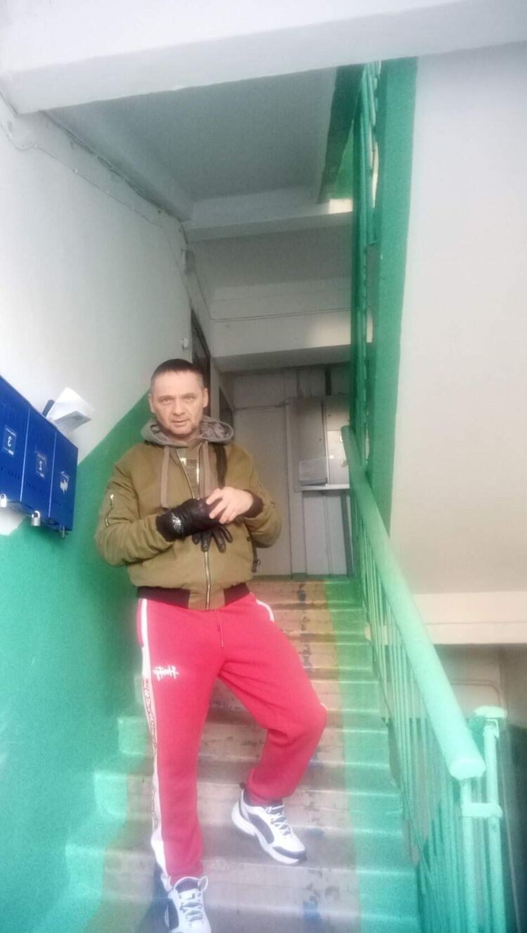  51365094  Alexander, 53 ,    