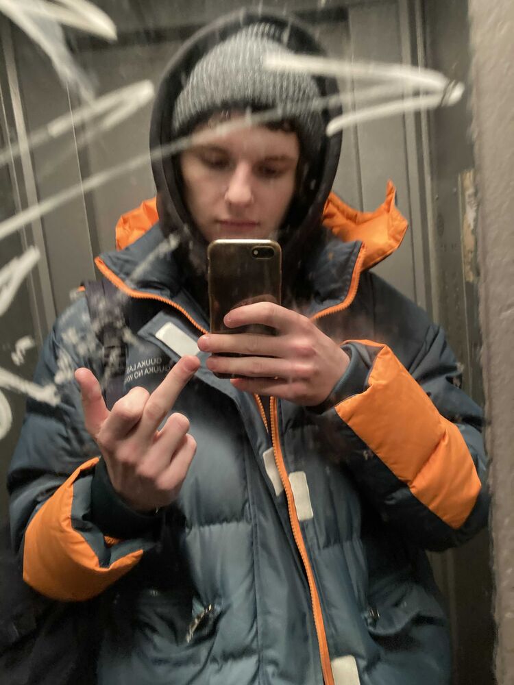  31332654  Gosha, 26 ,    
