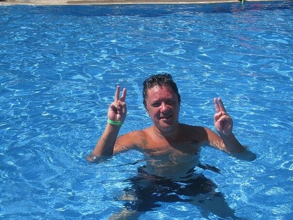  6989214  Vadim, 54 ,    