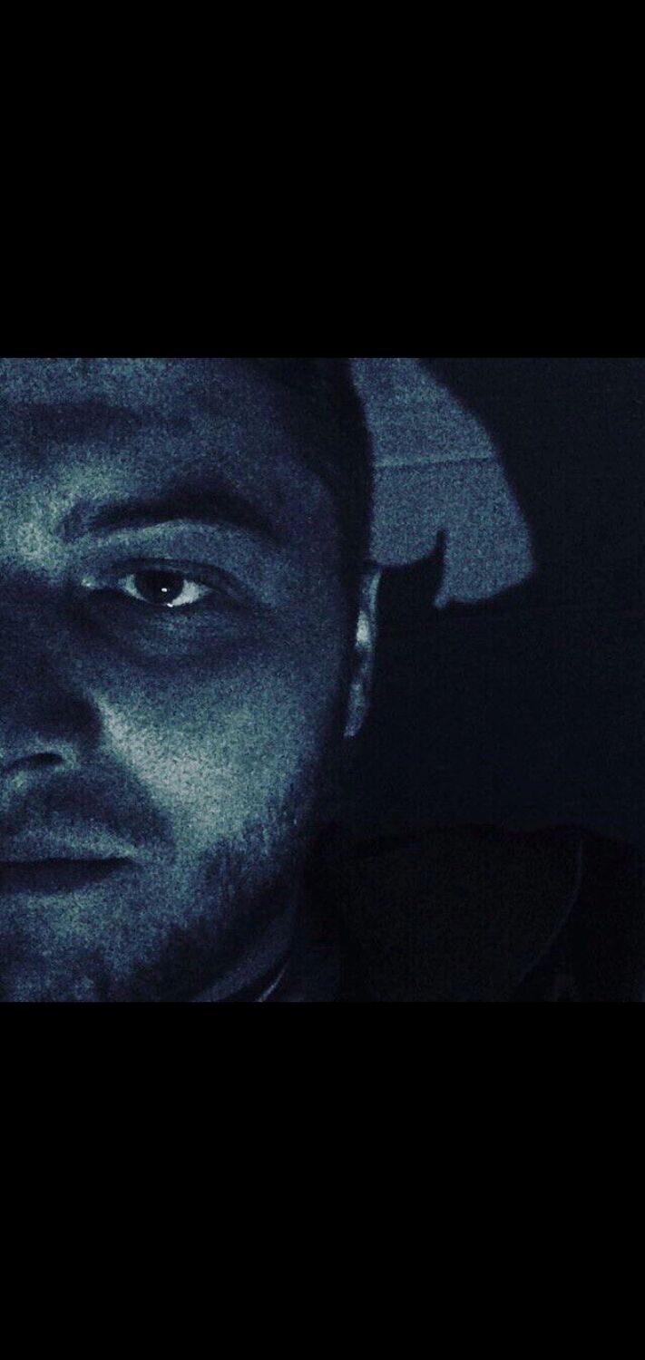  31611294  Andrey, 37 ,    -