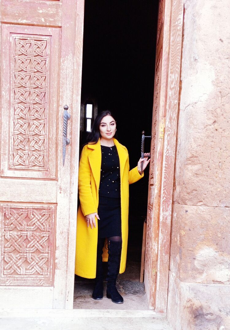  48208254  Mariam, 28 ,    