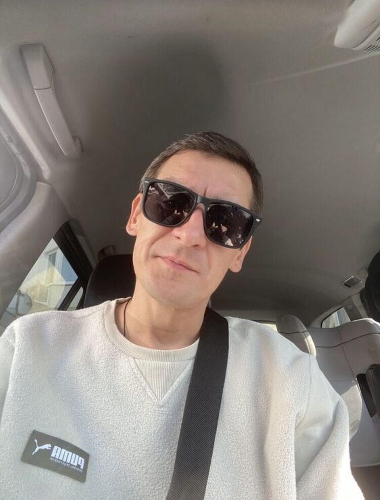  38746304  Sergey, 45 ,    