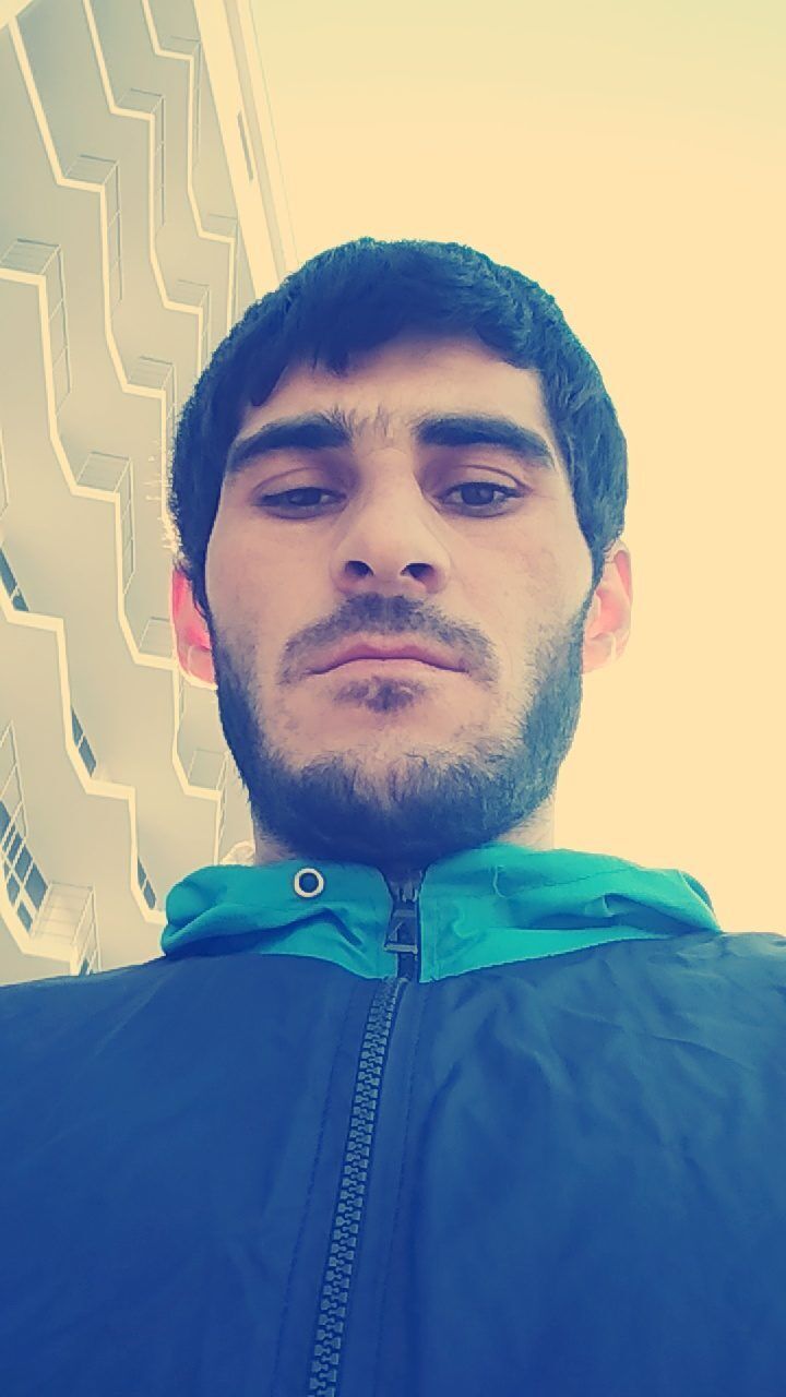  42866914  VAGABOV, 37 ,    