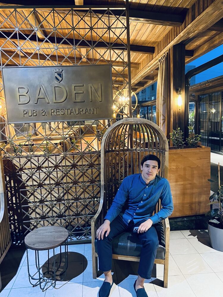  ,   Arman, 24 ,   ,   , c 