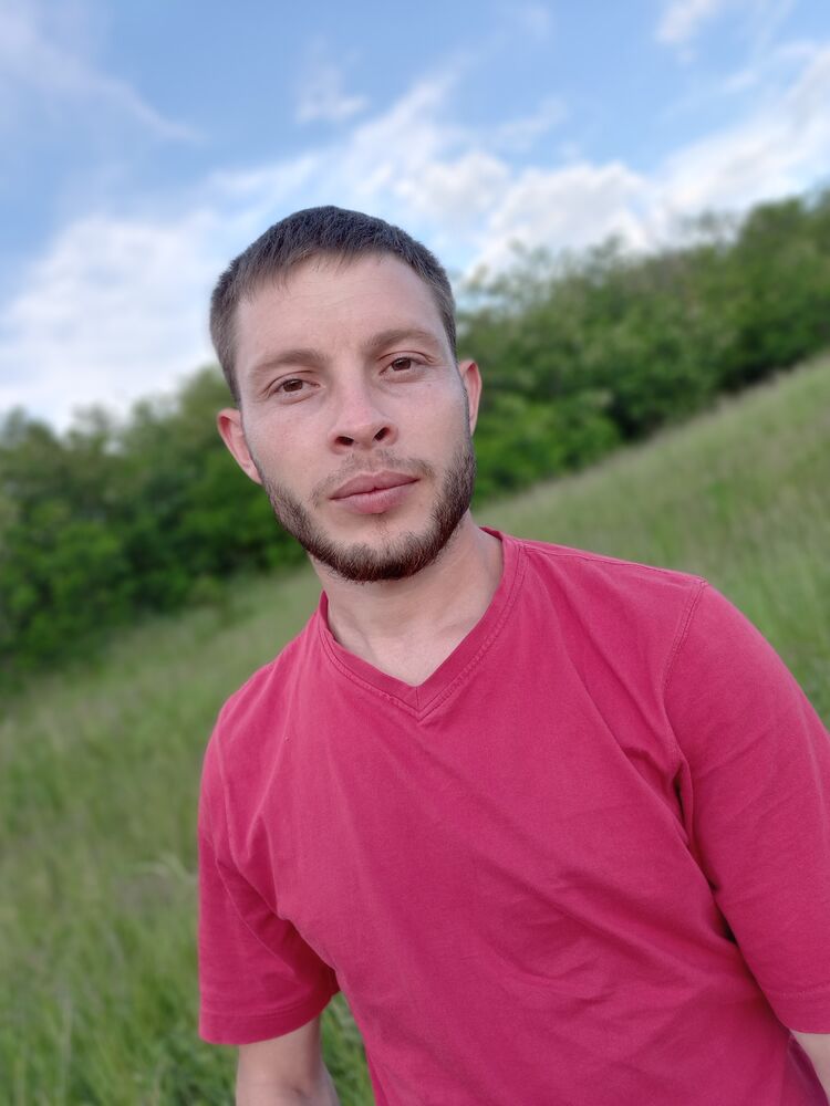  26085964  Nicolai, 33 ,    