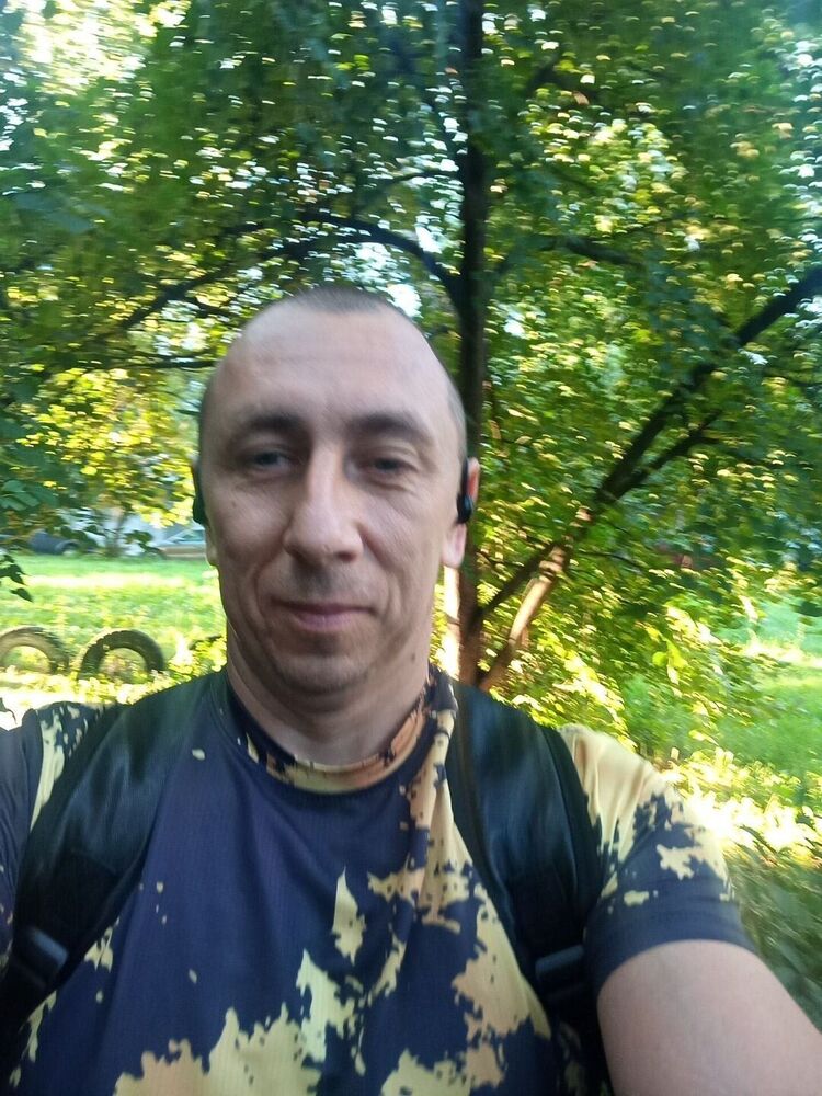  37763224  ALEX, 46 ,     