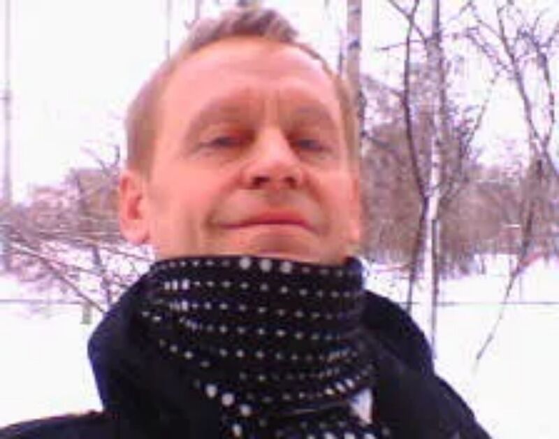  29566804  Niko, 53 ,    