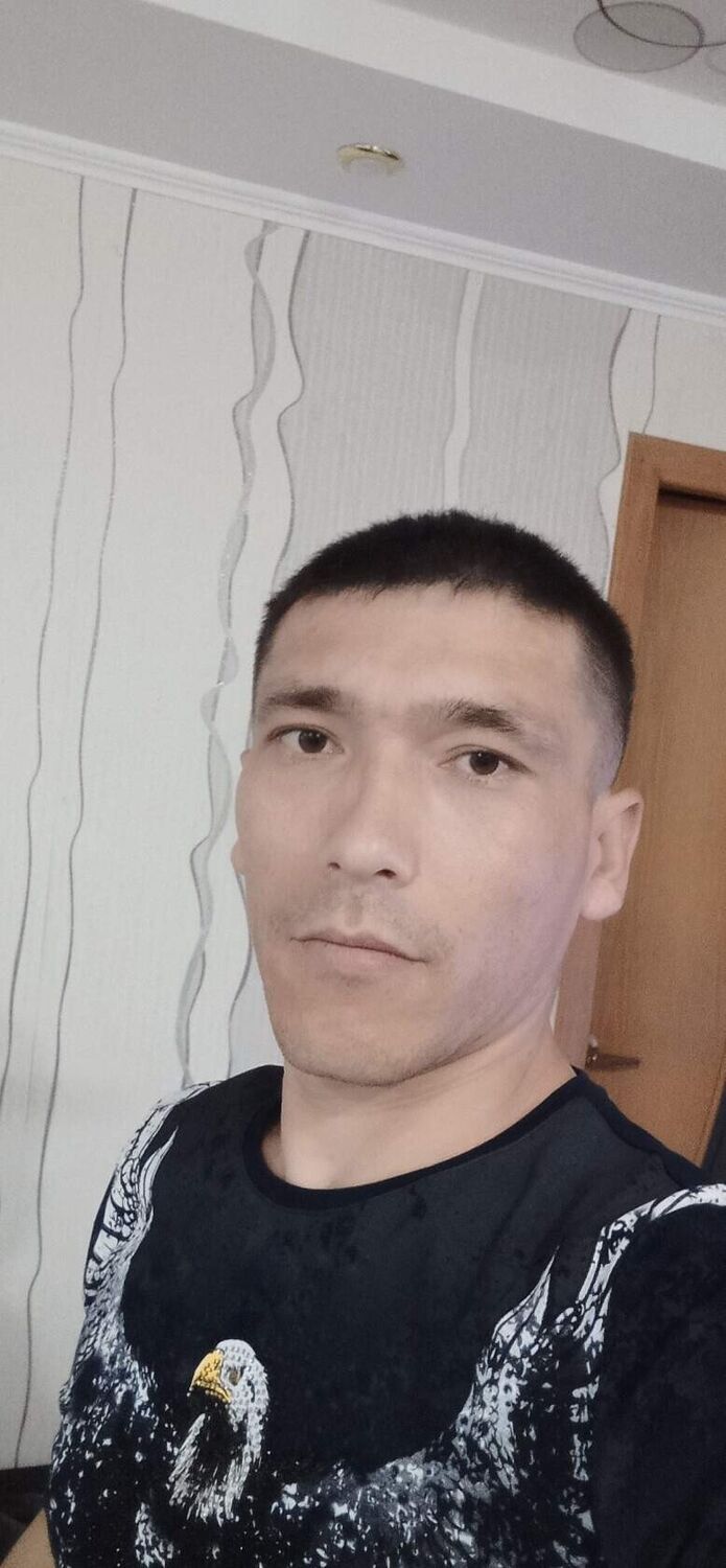  ,   Ali, 38 ,   c 