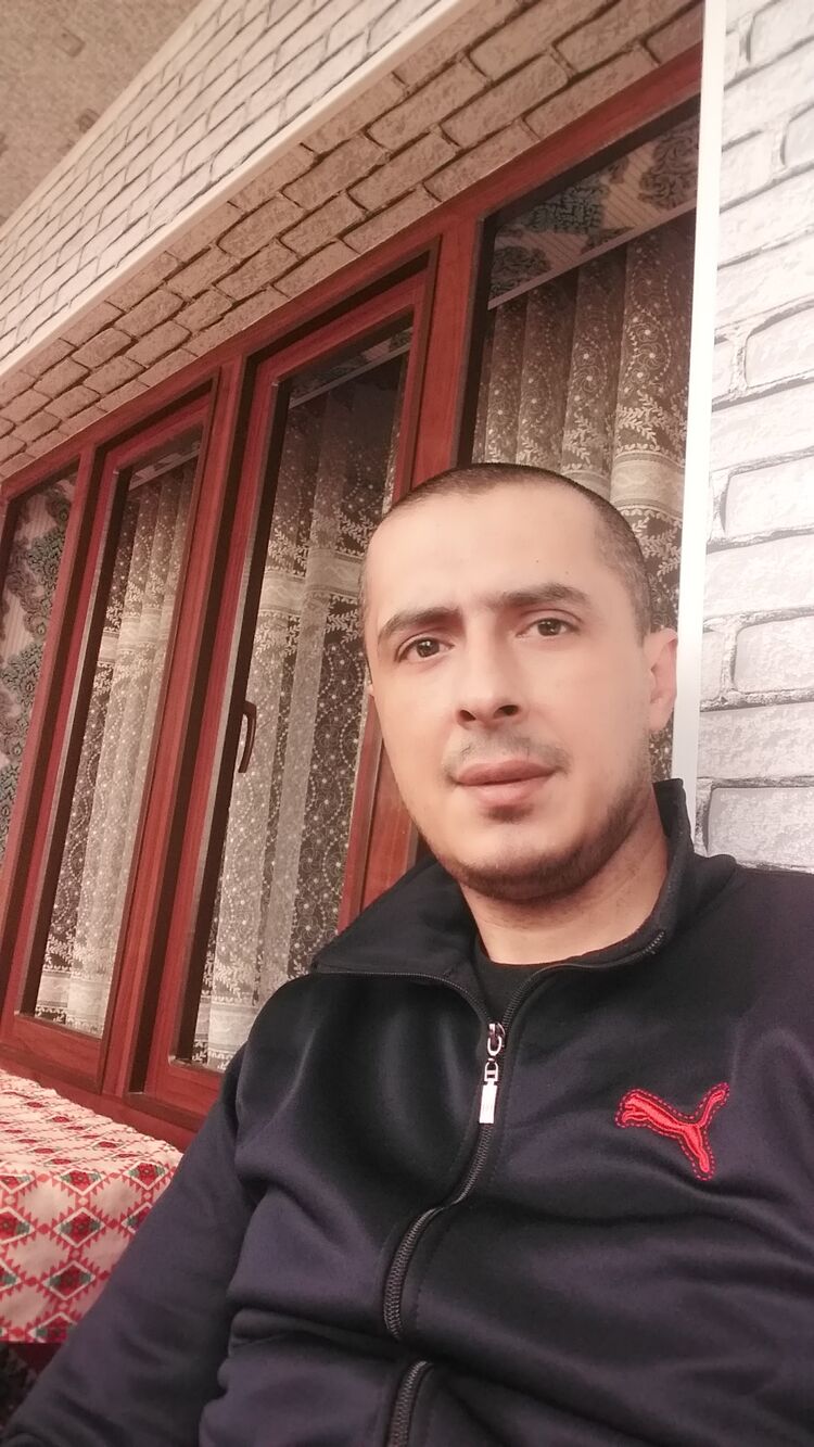  22602074  Hamed, 48 ,    