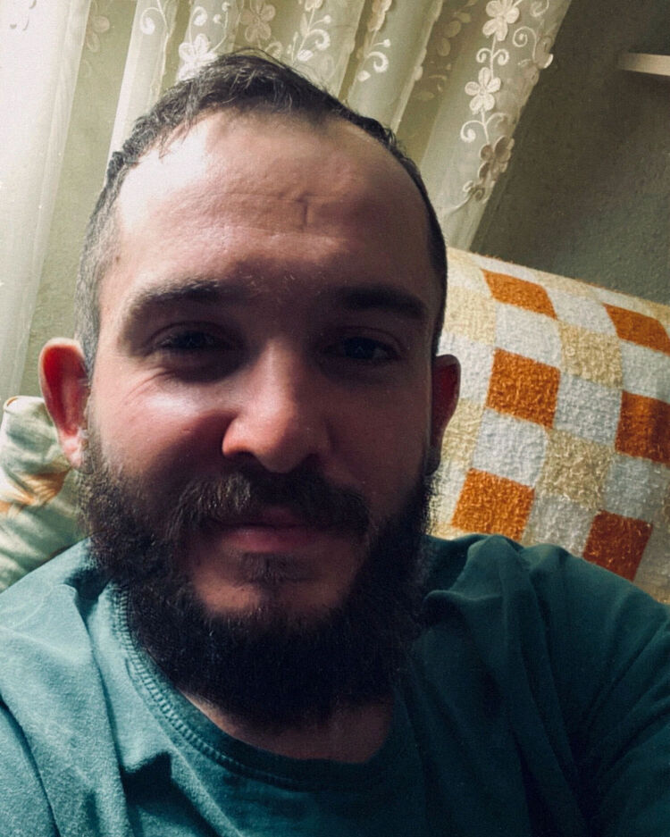  46340834  , 33 ,    