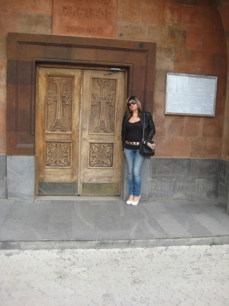  ,   Karolina, 51 ,   ,   , c 