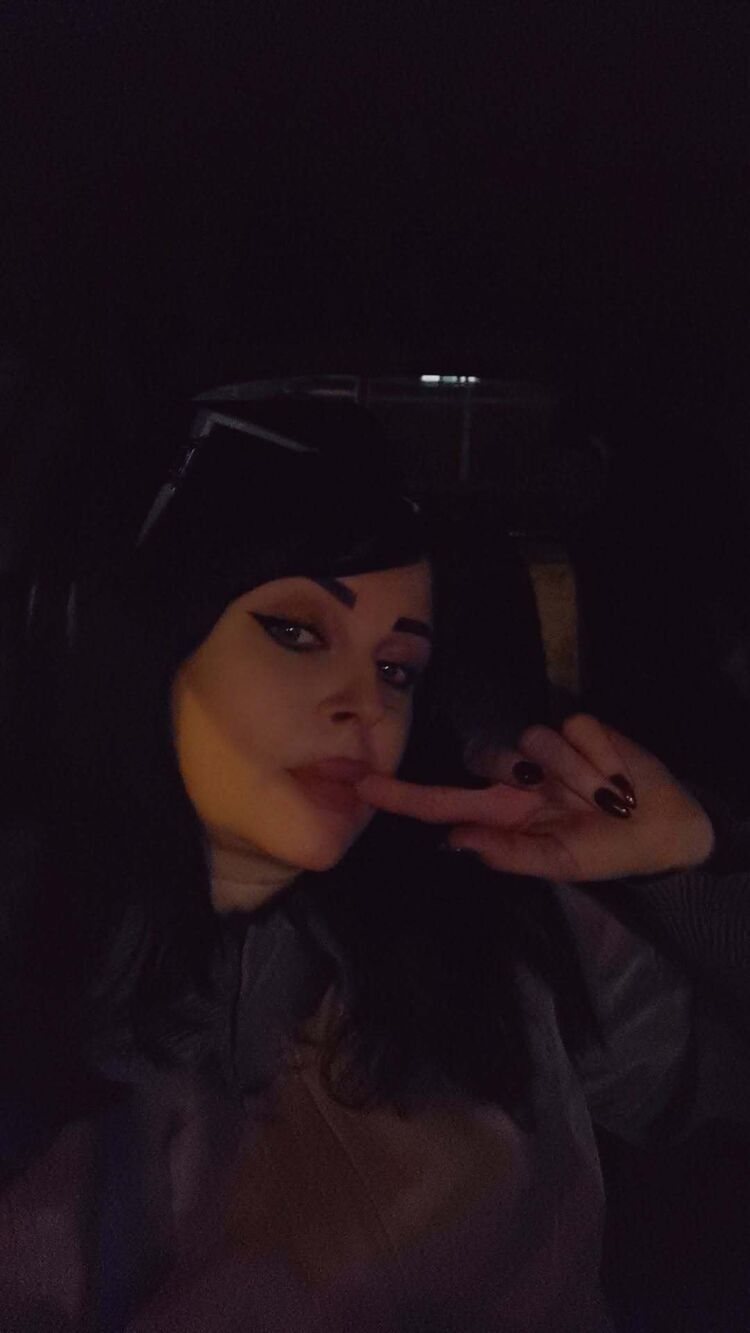  54064554  Iris, 45 ,    