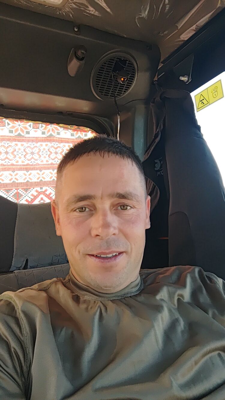  46172514  , 34 ,    