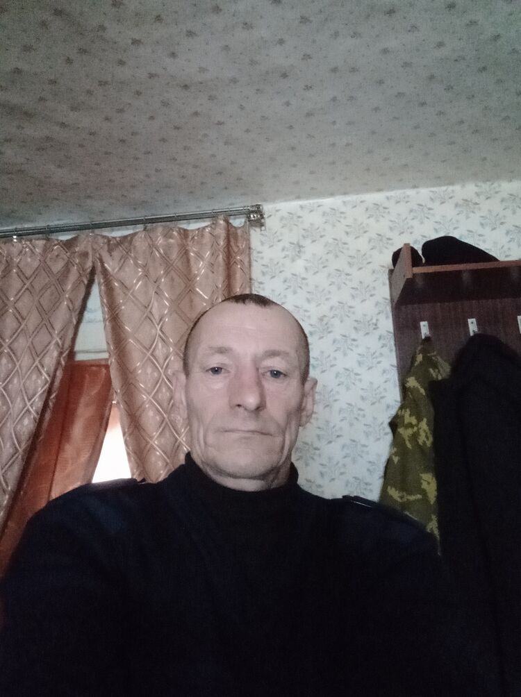  48270124  , 51 ,    
