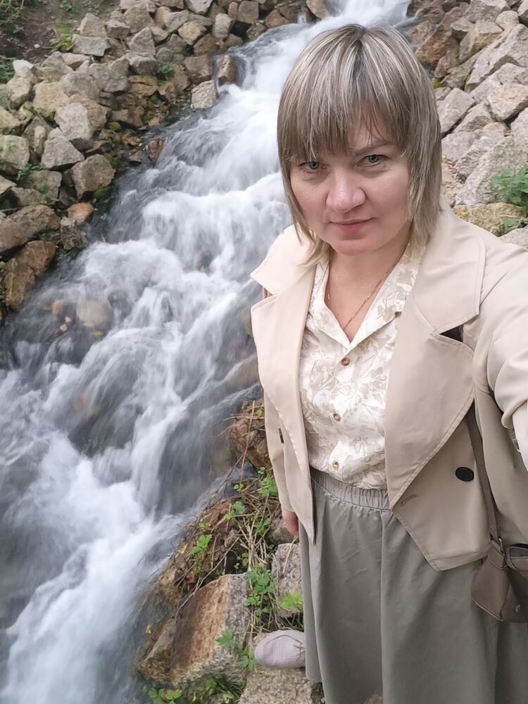  54684954  Elena, 54 ,    