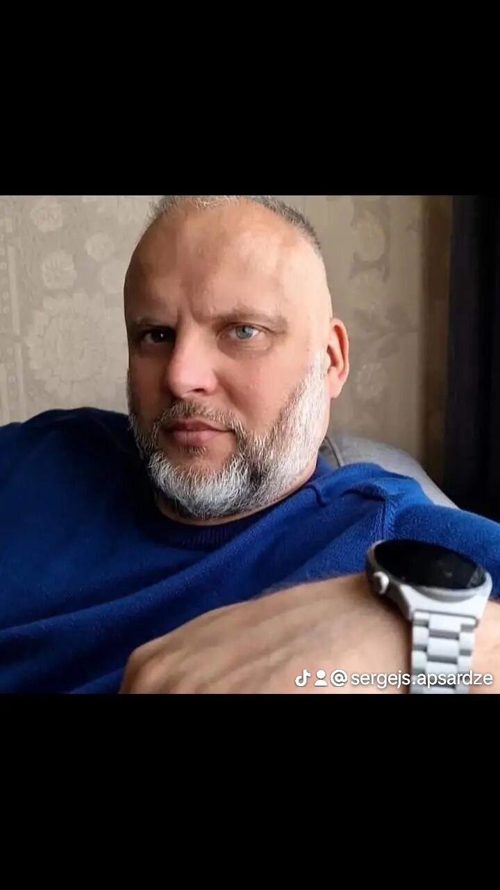  41806134  Sergejs, 44 ,    