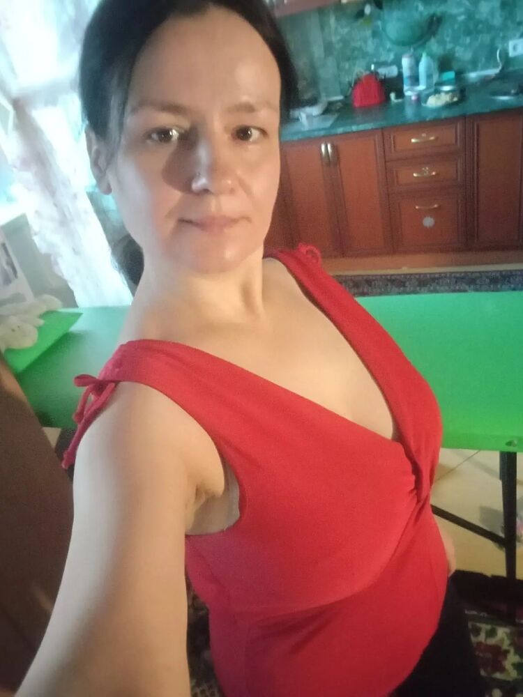  ,   Oksana, 45 ,     