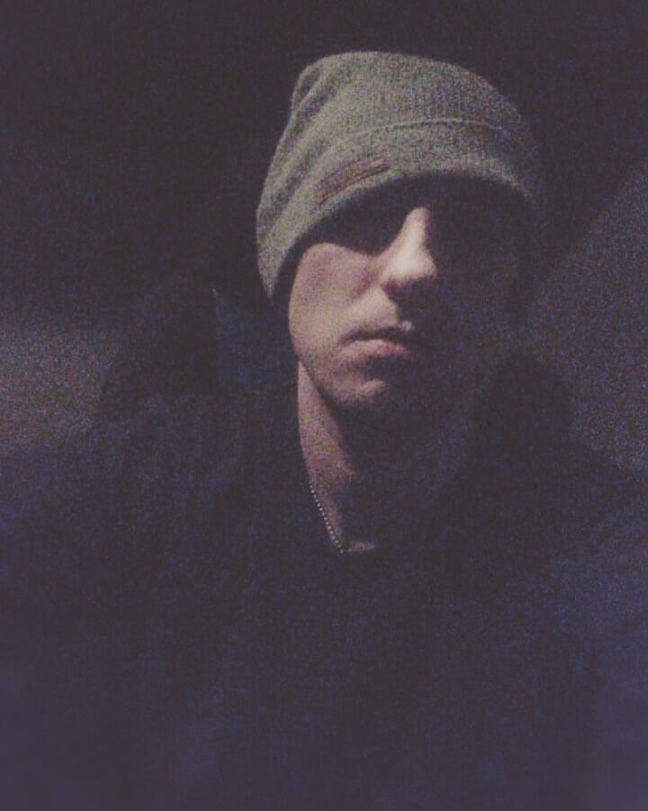  40823034  , 35 ,    