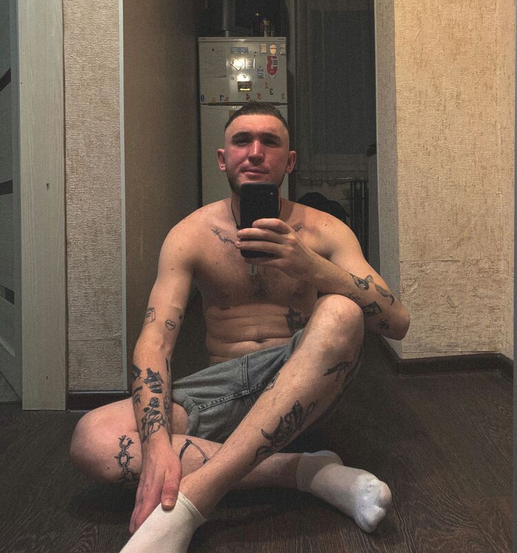  38977724  , 32 ,    