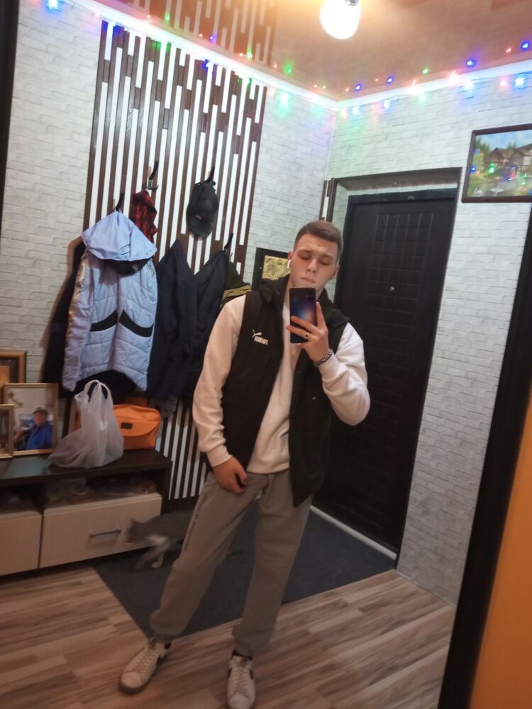  44488184  , 19 ,    