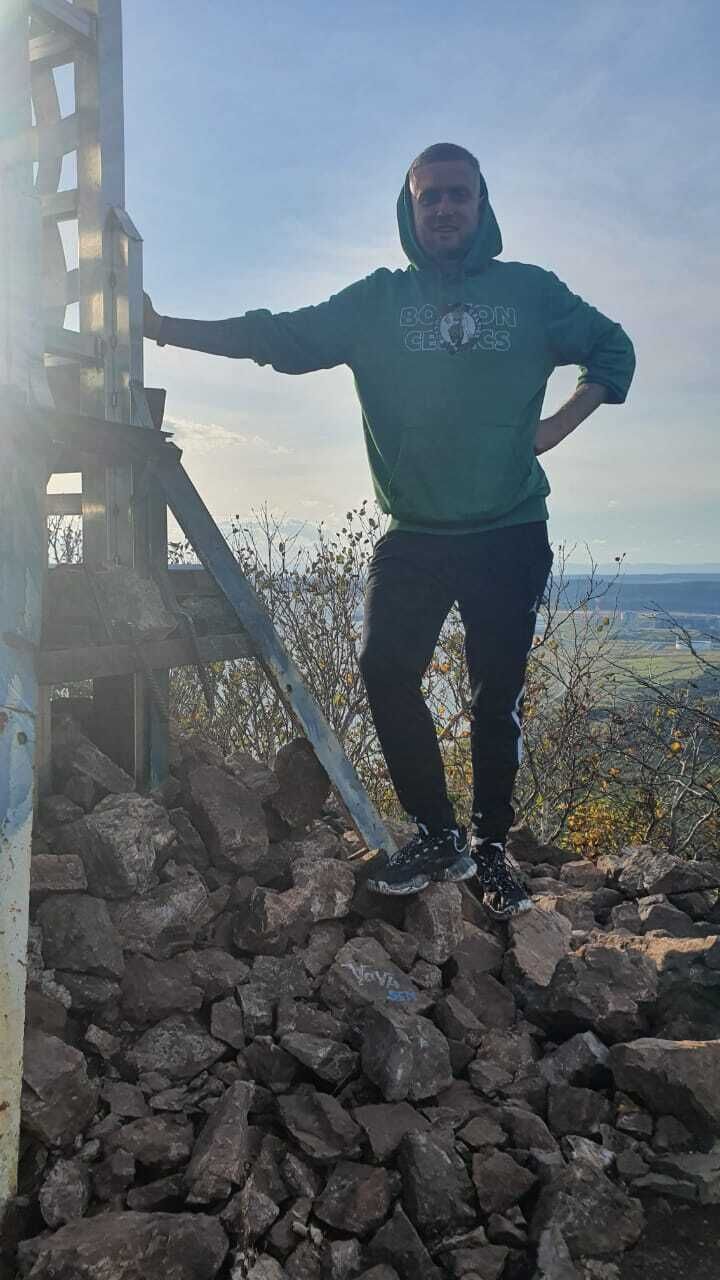  27068354  , 35 ,    -