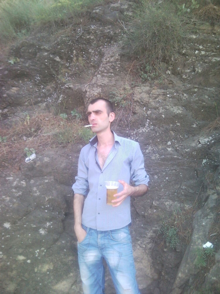  ,   Zviadi, 36 ,   