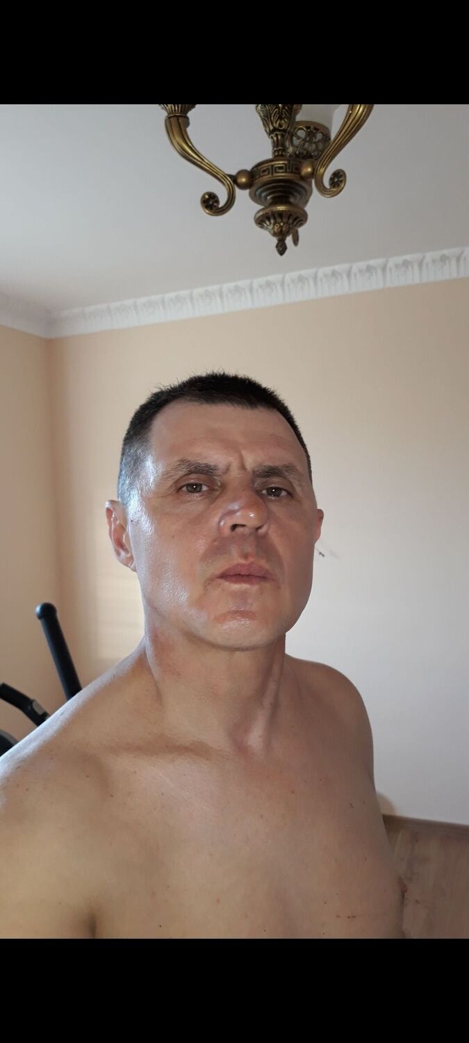  42955684  , 55 ,    