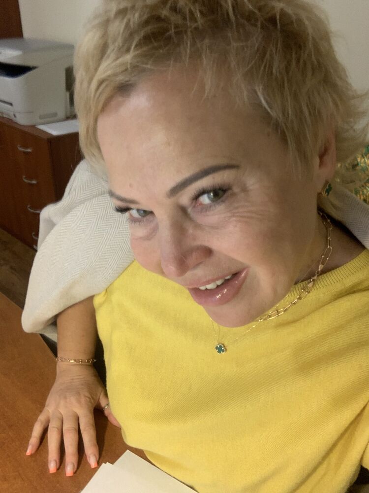  33159534  Anat, 55 ,    