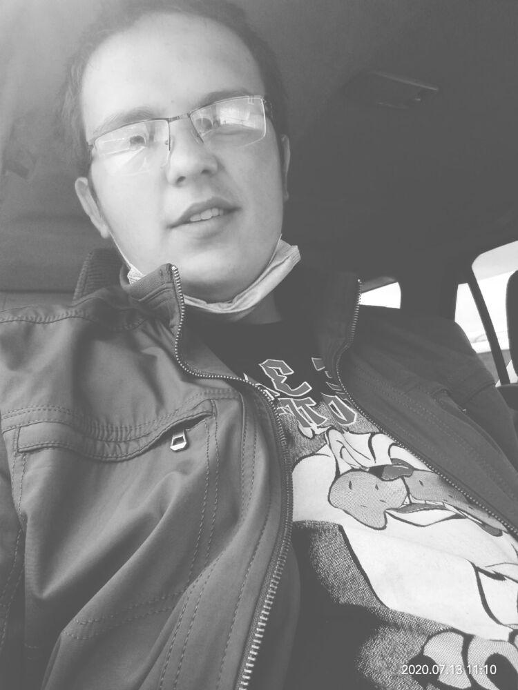  28750834  Maxim, 23 ,    