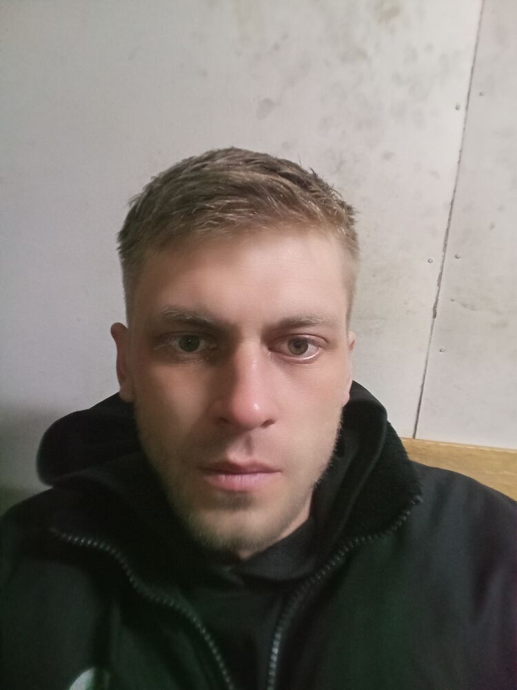  48822394  , 31 ,    