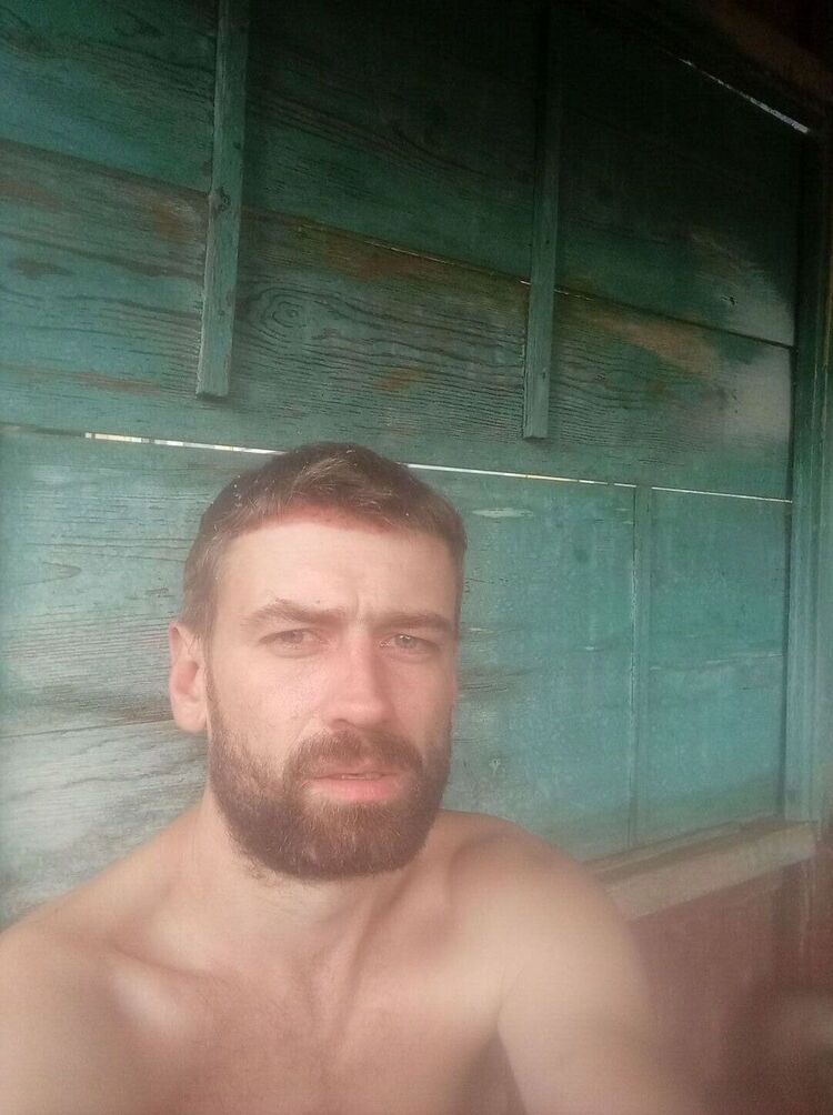  45328364  Morik, 31 ,    