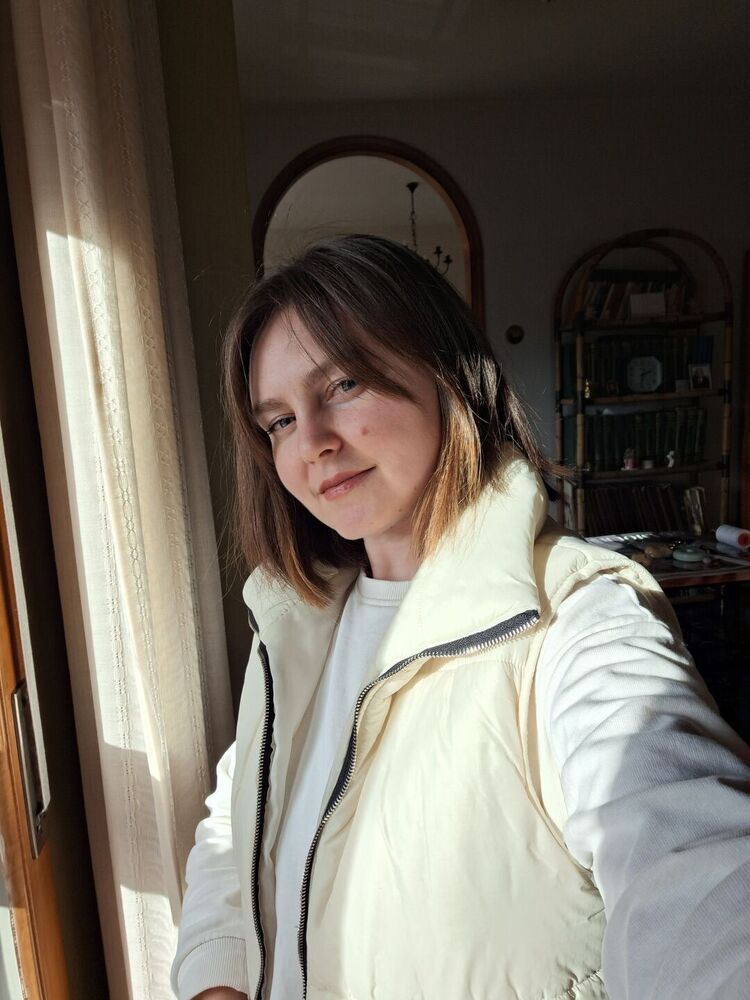  ,   Daria, 33 ,   ,   