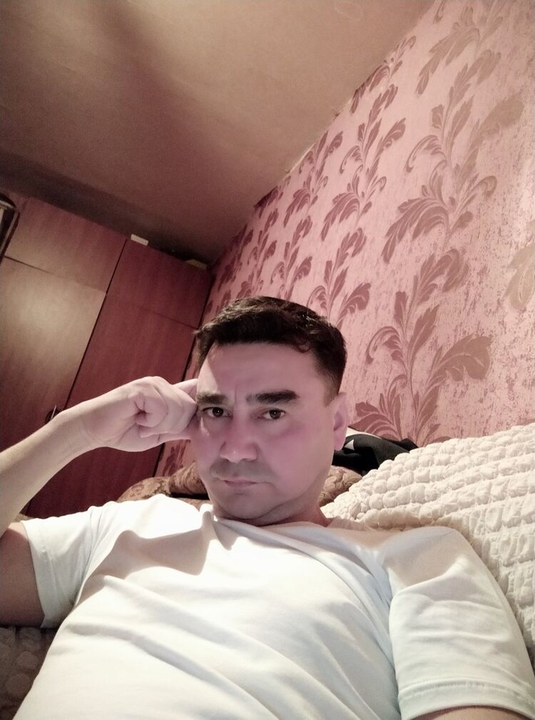  18760254  Abdul, 47 ,    