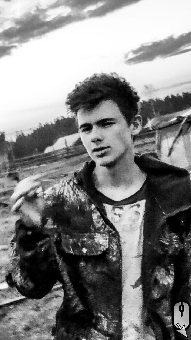  28417644  Kostya, 24 ,    