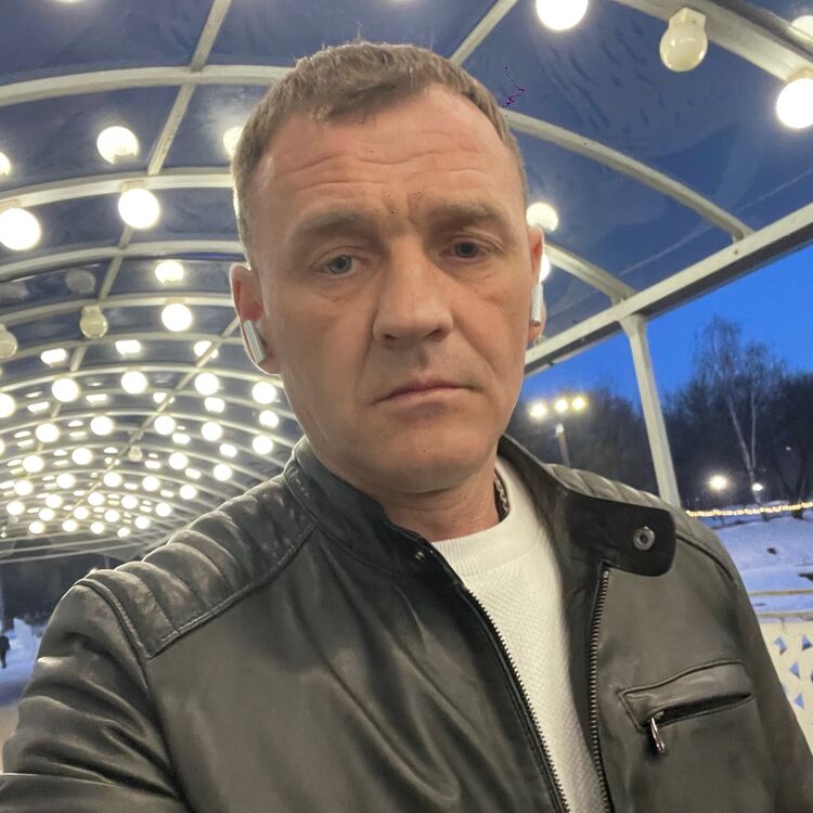  53789814  Aleks, 46 ,    