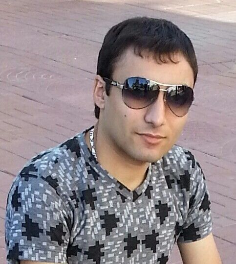  12087374  A R M, 34 ,    