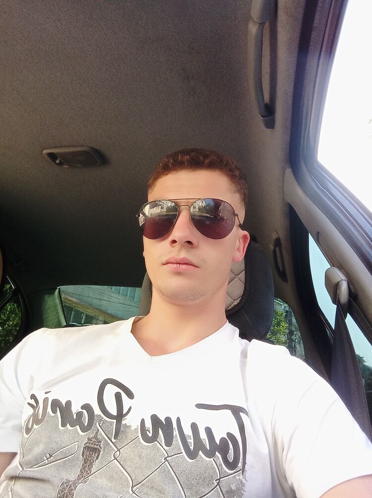  ,   Andrei, 23 ,   ,   