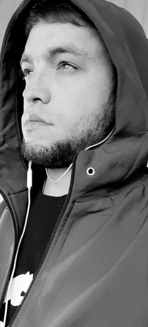  44546684  AlexGran, 31 ,    