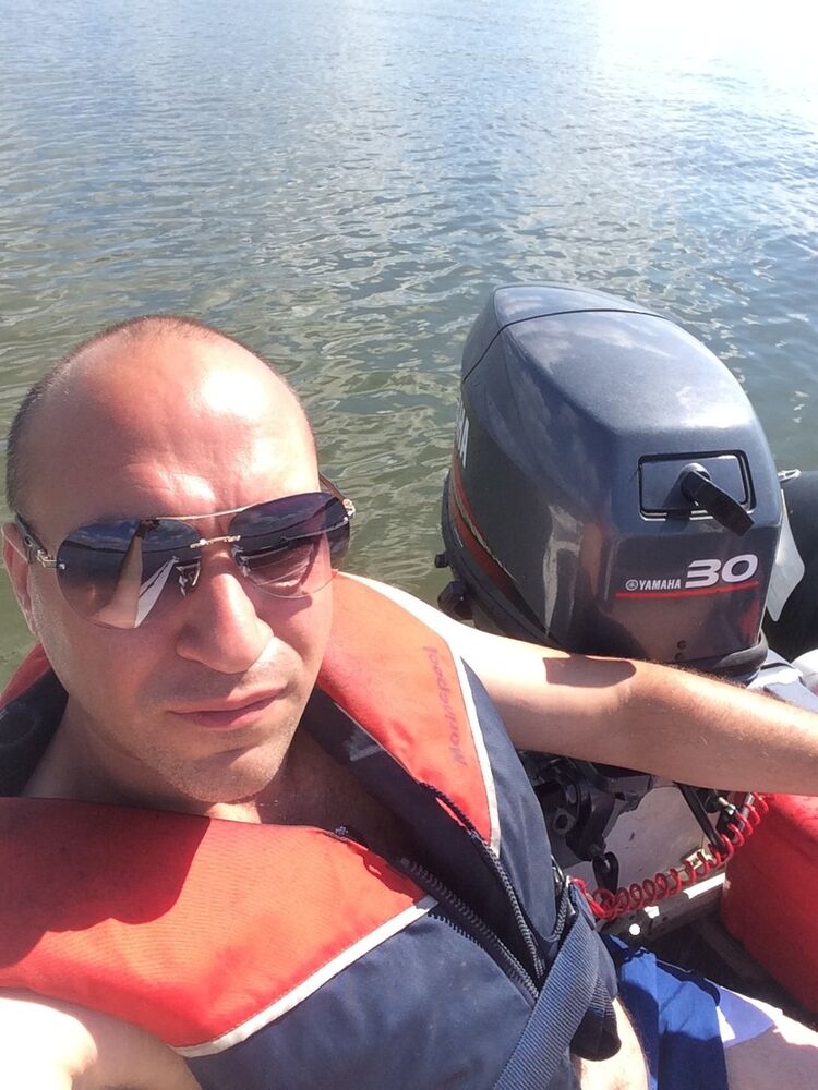  10261894  Manch, 45 ,    