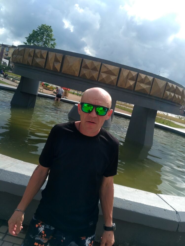   ,   , 48 ,   c 