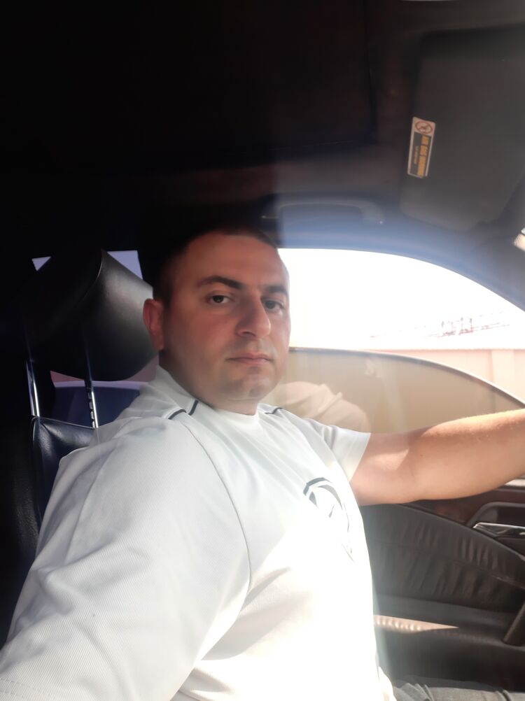  ,   Karen, 38 ,   ,   , c , 