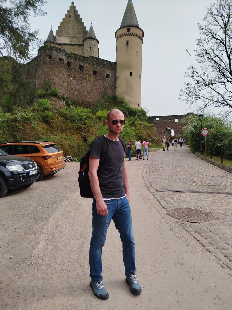  ,   , 37 ,   ,   