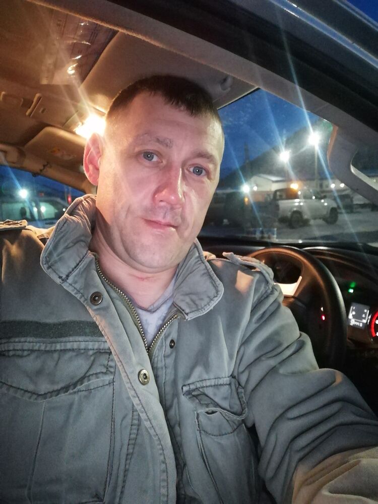  42125134  , 40 ,    