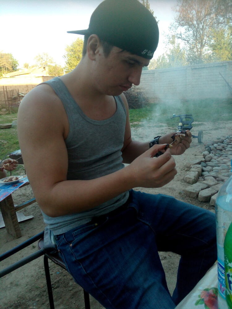  11627294  Andrei, 33 ,    