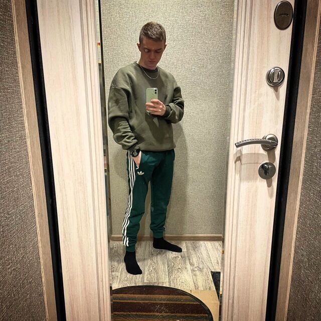  ,   Den, 27 ,   ,   , c 