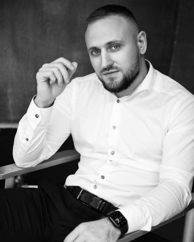 ���� 52987894 ������� ������, 37 ���, ���� ���������� � ������������